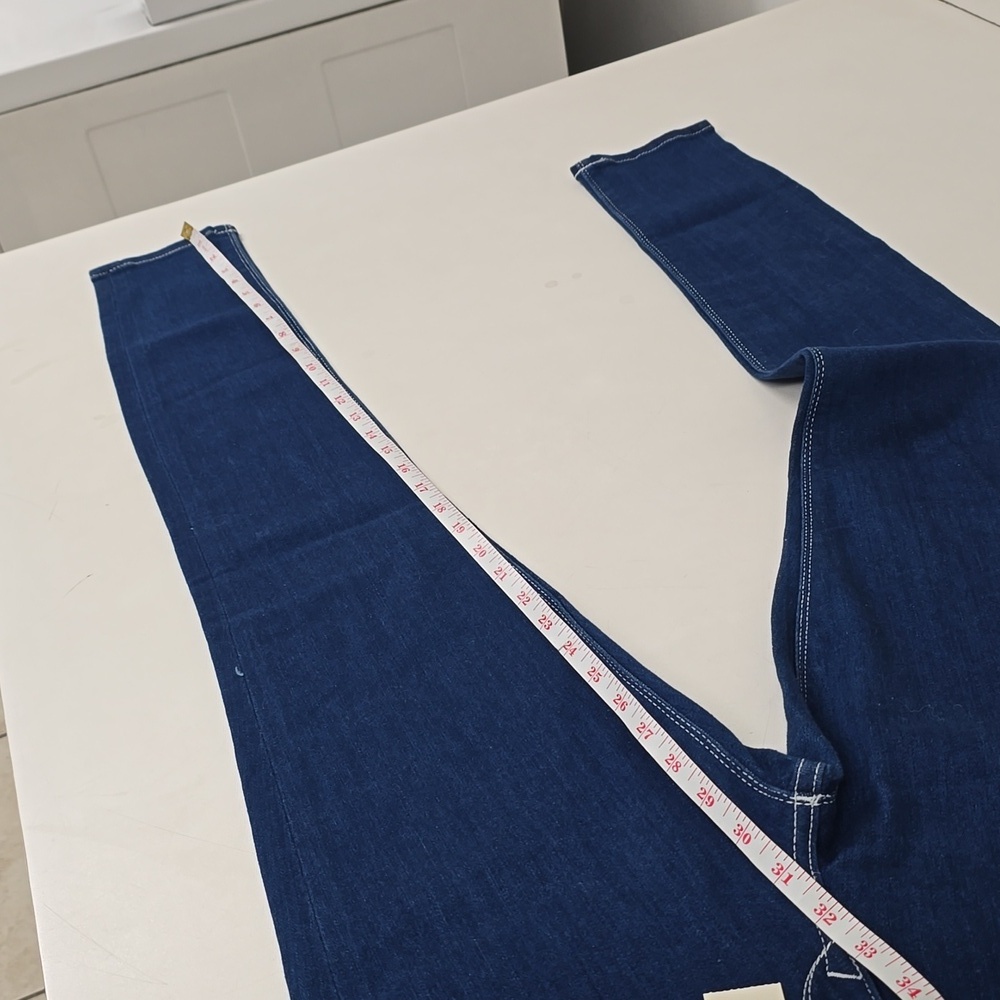 Express Ankle Legging Mid Rise Jeans - Picture 6 of 14